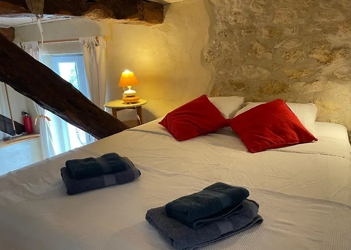 Puechblanc Gites Et Chambre D\'Hote Dans Le Triangle D\'Or Gaillac-Albi-Cordes Sur Ciel