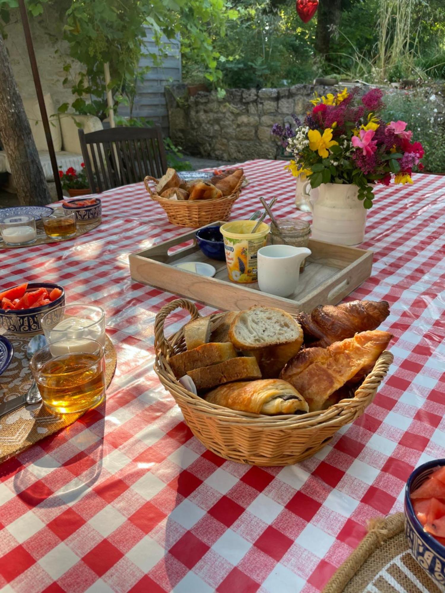 Country house Puechblanc Et D'hote Dans Le Triangle D'or Gaillac-albi-cordes Sur Ciel